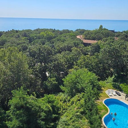 Vesta Riviera - Free Parking Aparthotel Aranyhomok Kültér fotó