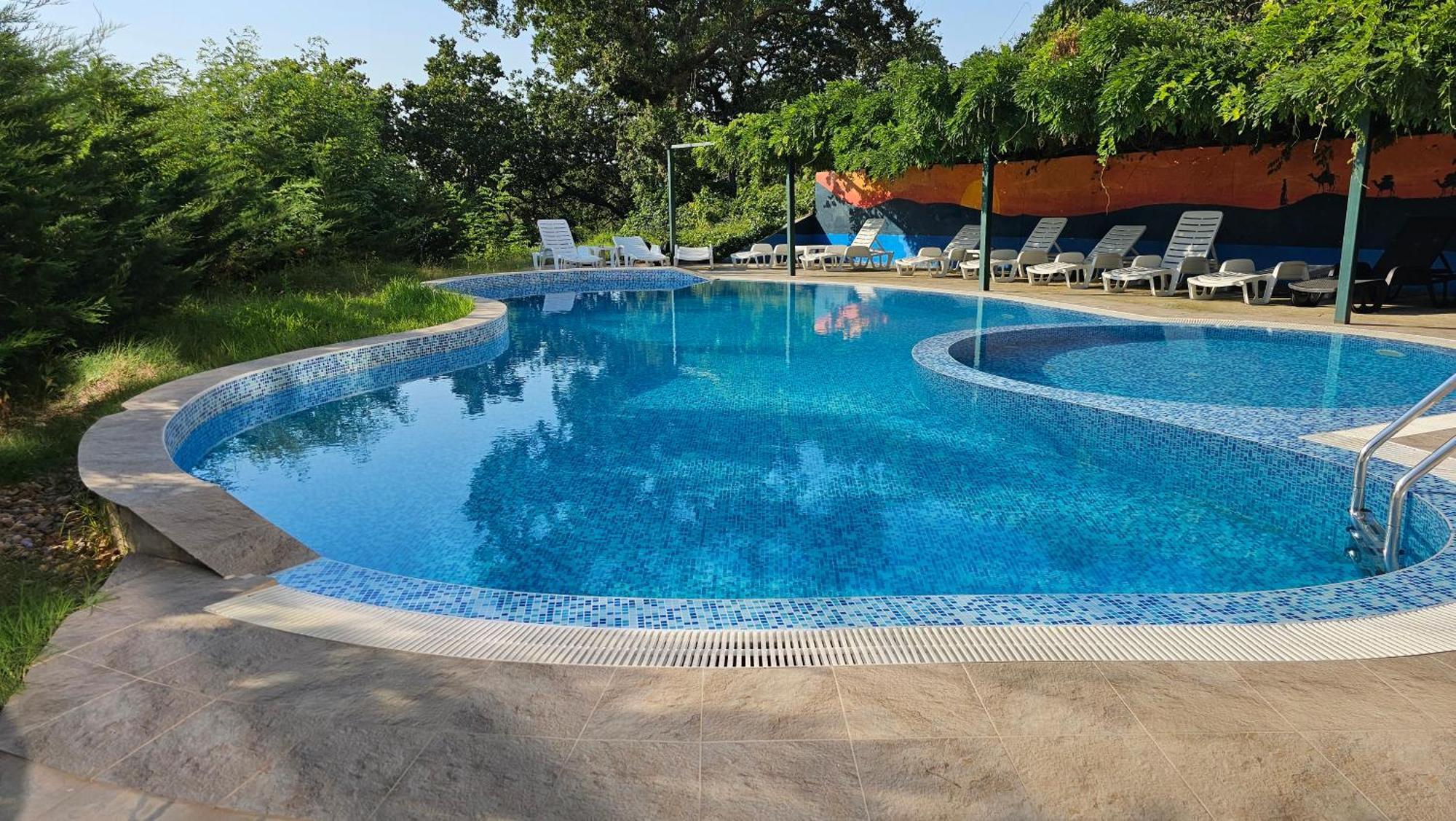 Vesta Riviera - Free Parking Aparthotel Aranyhomok Kültér fotó