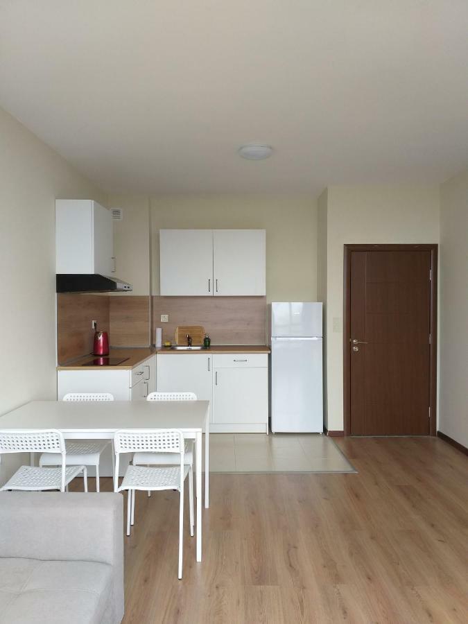 Vesta Riviera - Free Parking Aparthotel Aranyhomok Kültér fotó